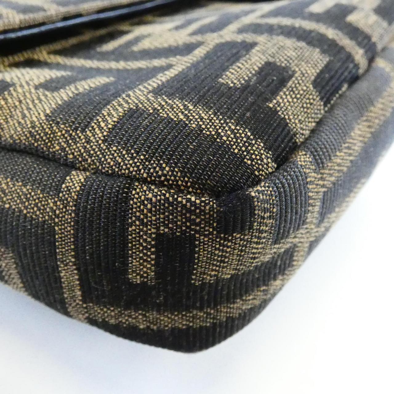 Fendi BAG BUGS Baguette Leather Shoulder Bag