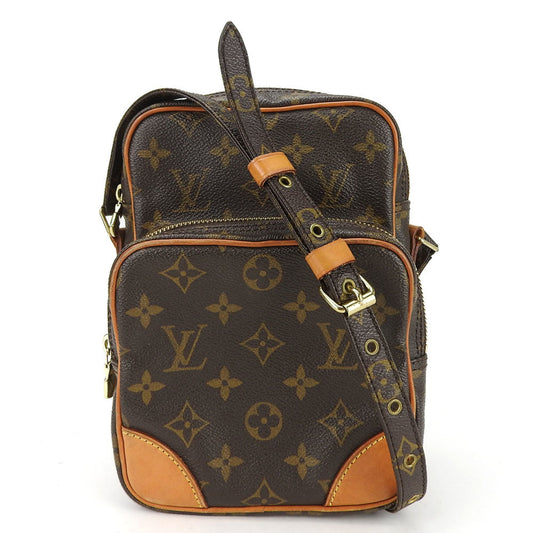 Louis Vuitton Monogram Monogram Pochette Shoulder Bag