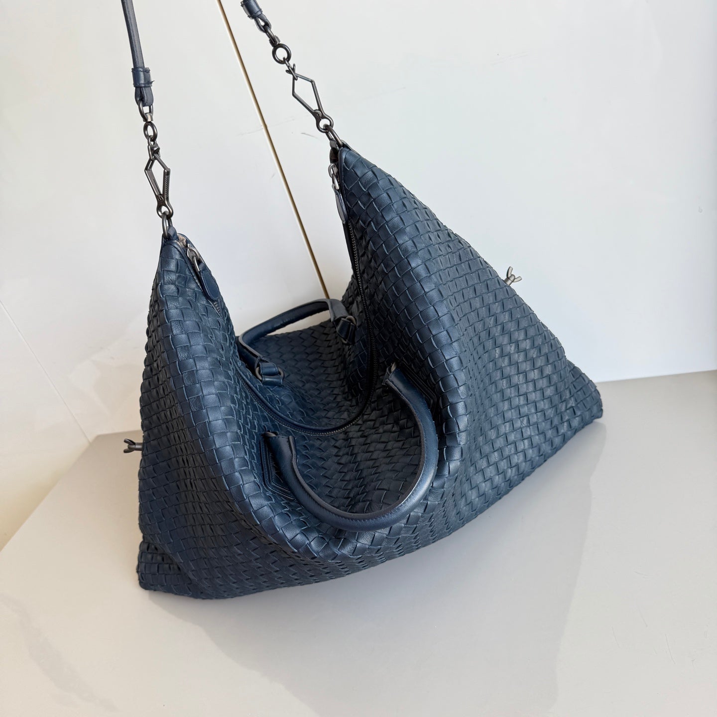 Bottega Veneta Maxi Convertible Tote Bag Navy Leather 50cm