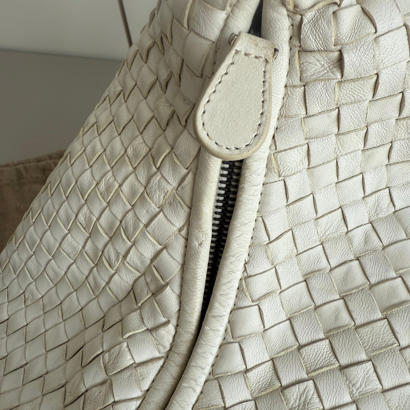 Bottega Veneta Belly Hobo Intrecciato White Large 47cm