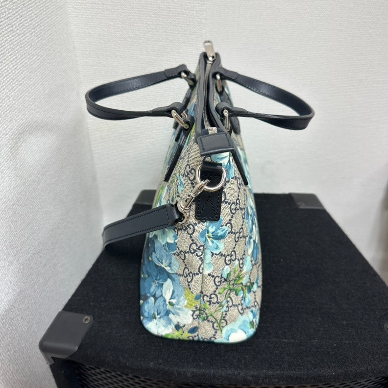 Gucci Flora Canvas Tote Style 2
