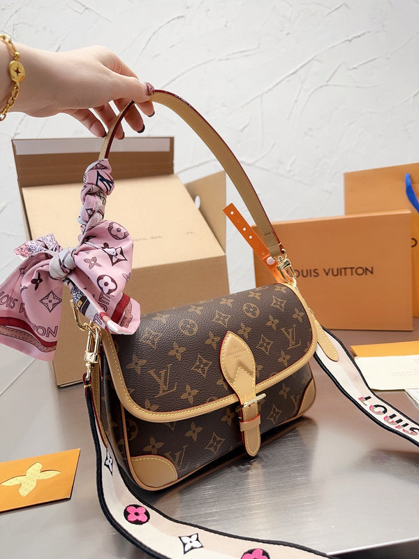 Louis Vuittons - 15119