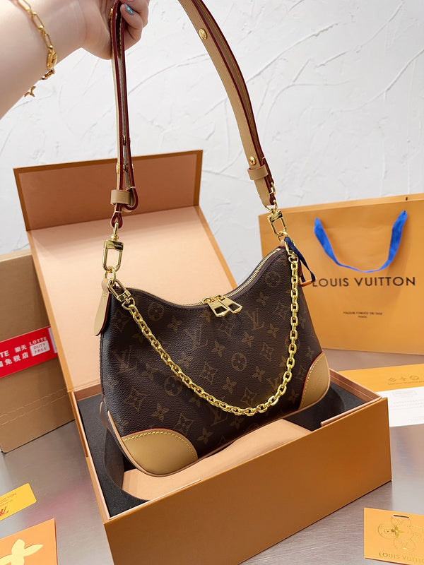Louis Vuittons - 15025