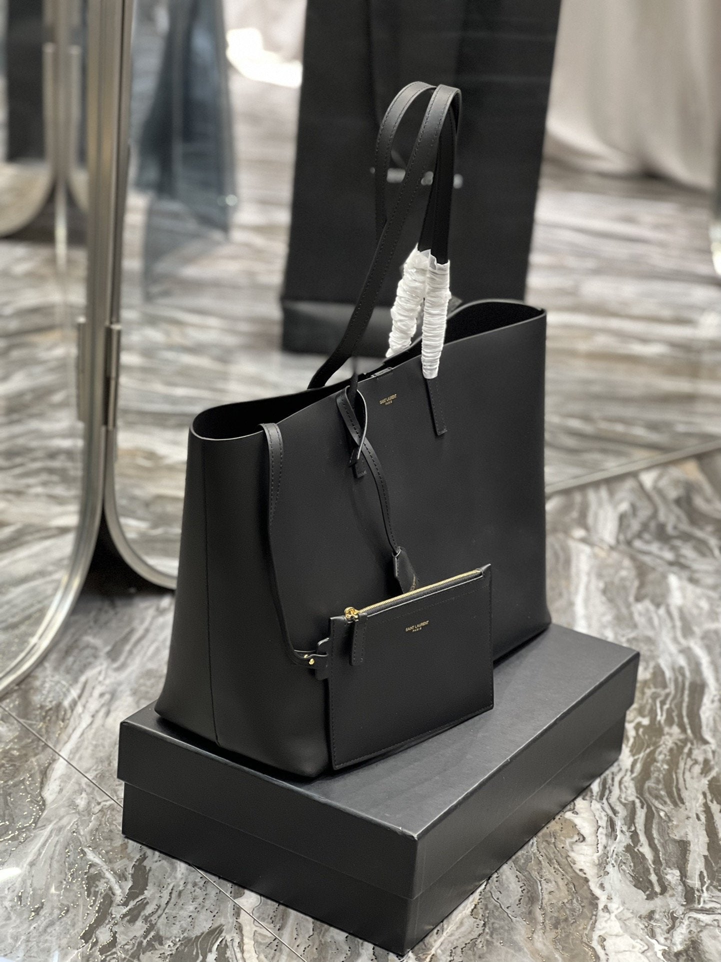 Yves Saint Laurent Shopping E/W Tote Bag Black With Gold Hardware