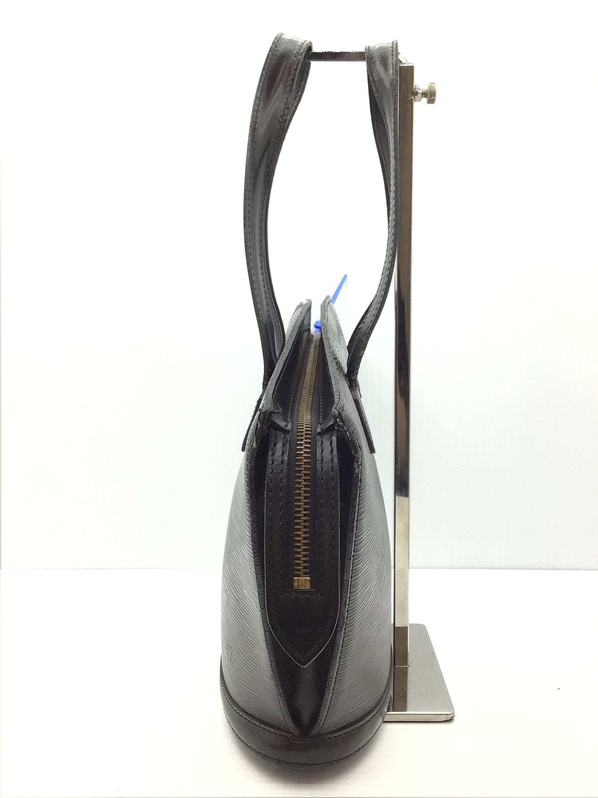 Epi Noir Saint Jacques Shopping Tote By Louis Vuitton Size: Medium