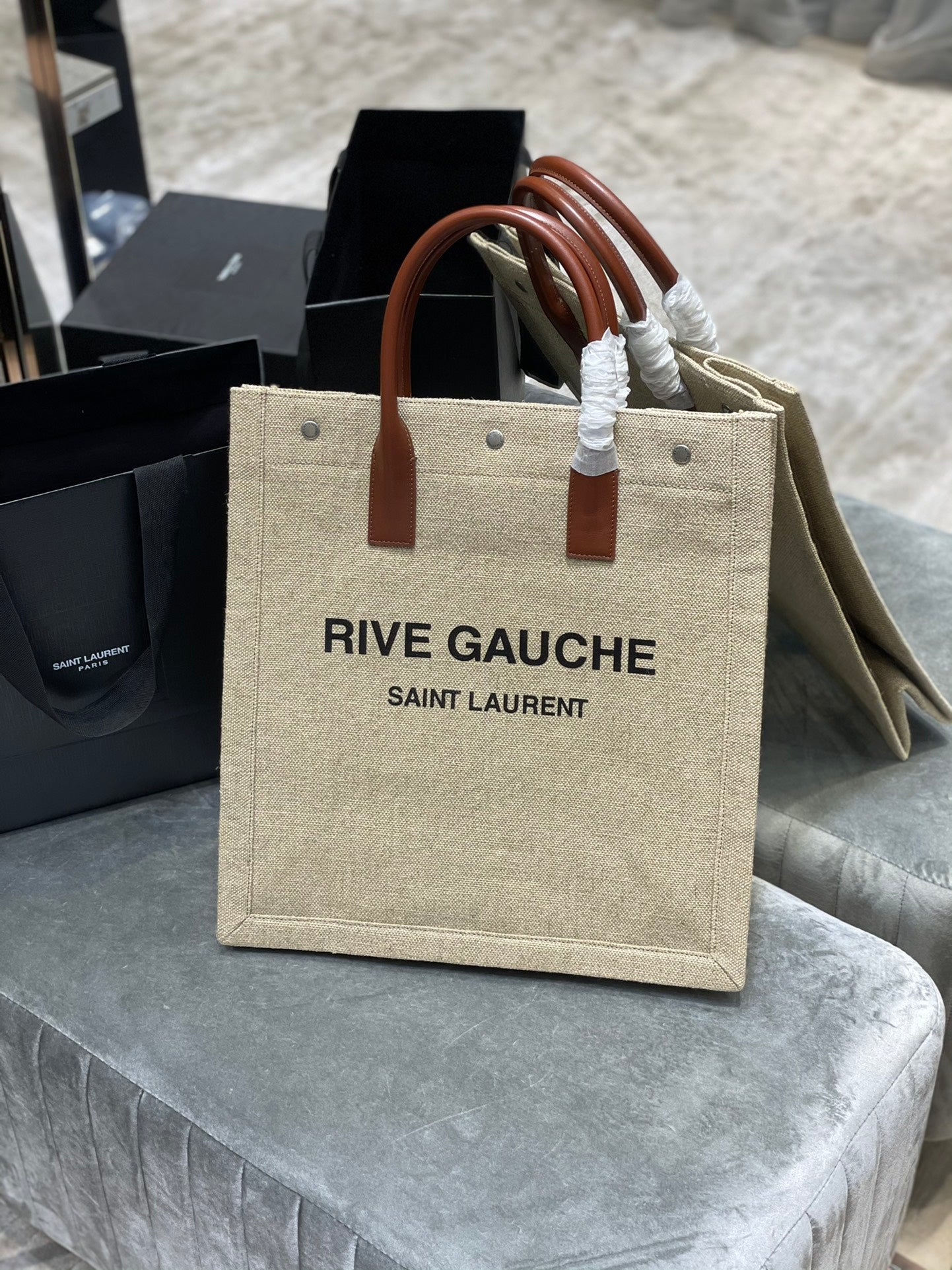 Yves Saint Laurent Rive Gauche /South Tote Bag