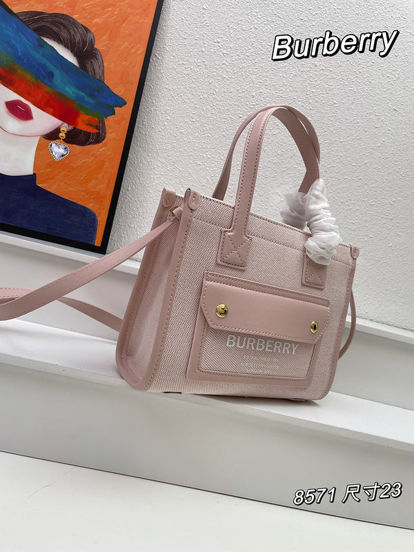 Burberry Bags 273