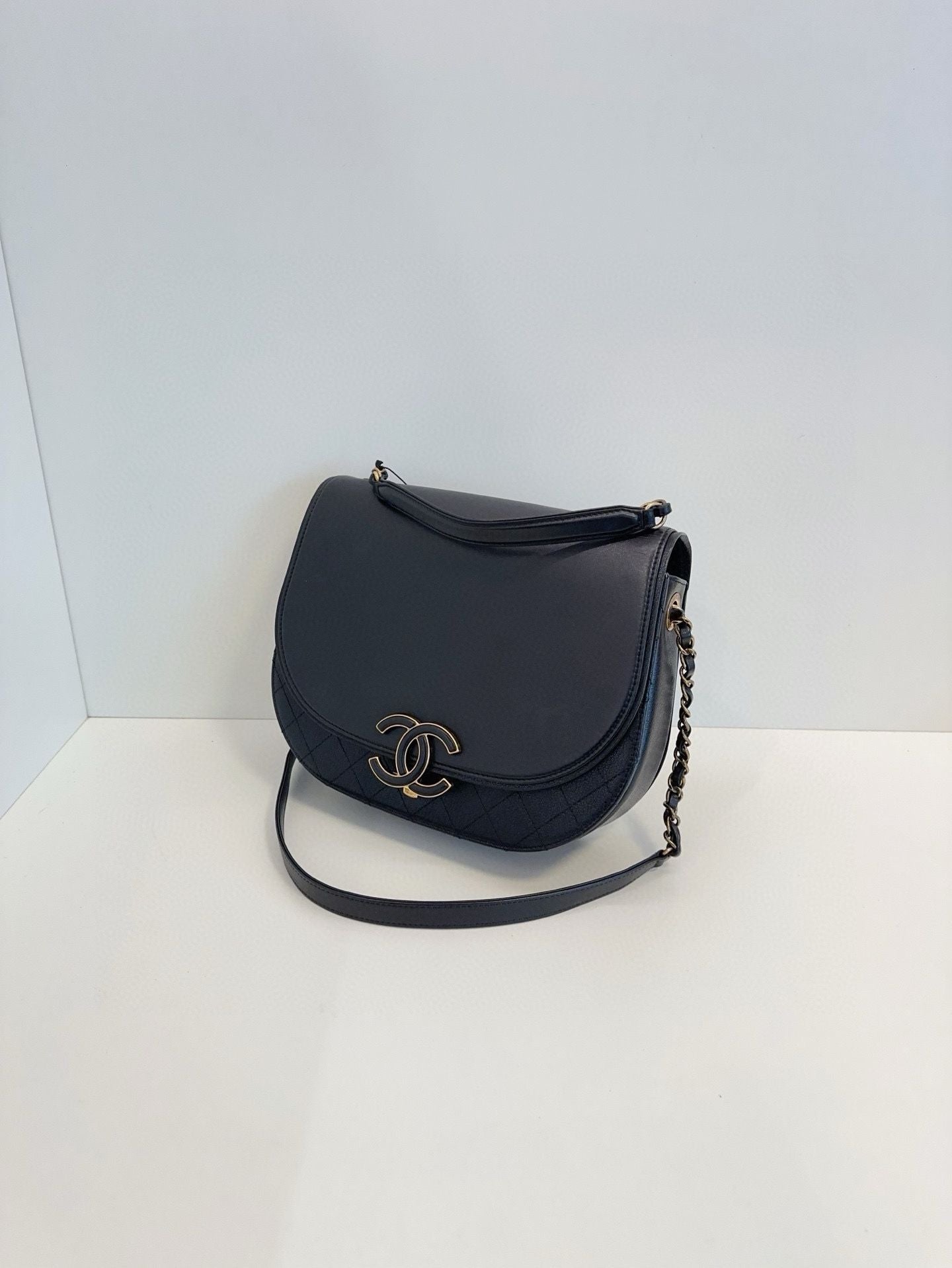 Chanel Saddle Handbag Bag - Lynora Bags