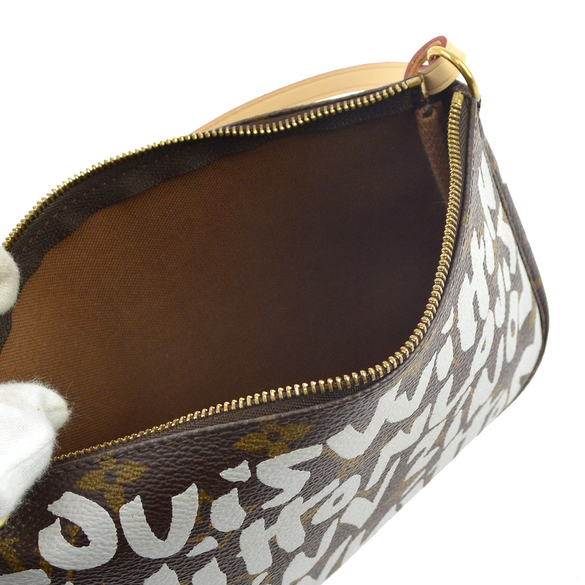 Louis Vuitton Graffiti Pochette Accessoires Handbag M92192