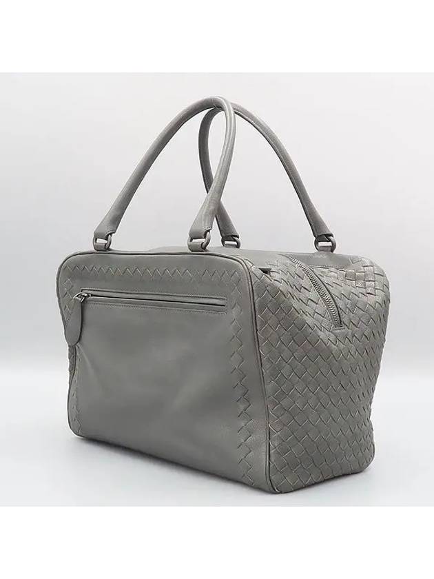 Luxury Bottega Veneta gray tote bag