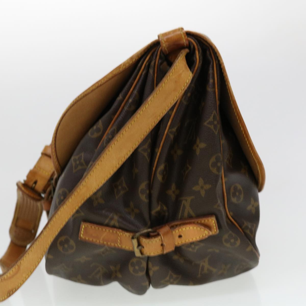 LOUIS VUITTON Monogram Saumur 35 Shoulder Bag M42254 LV Auth 40585