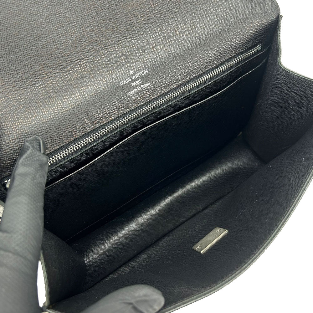 LOUIS VUITTON business bag Taiga black Selenga