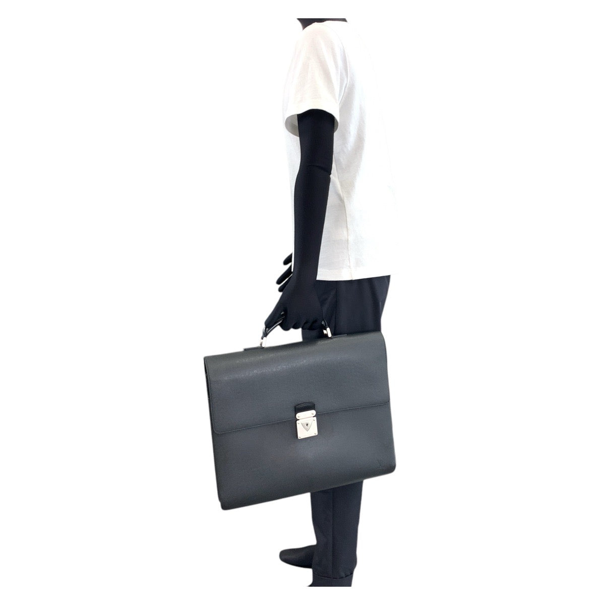 LOUIS VUITTON Business bag M31042 leather Black Ardoise SilverMetal Business bag briefcase Taiga Robusto 2 mens
