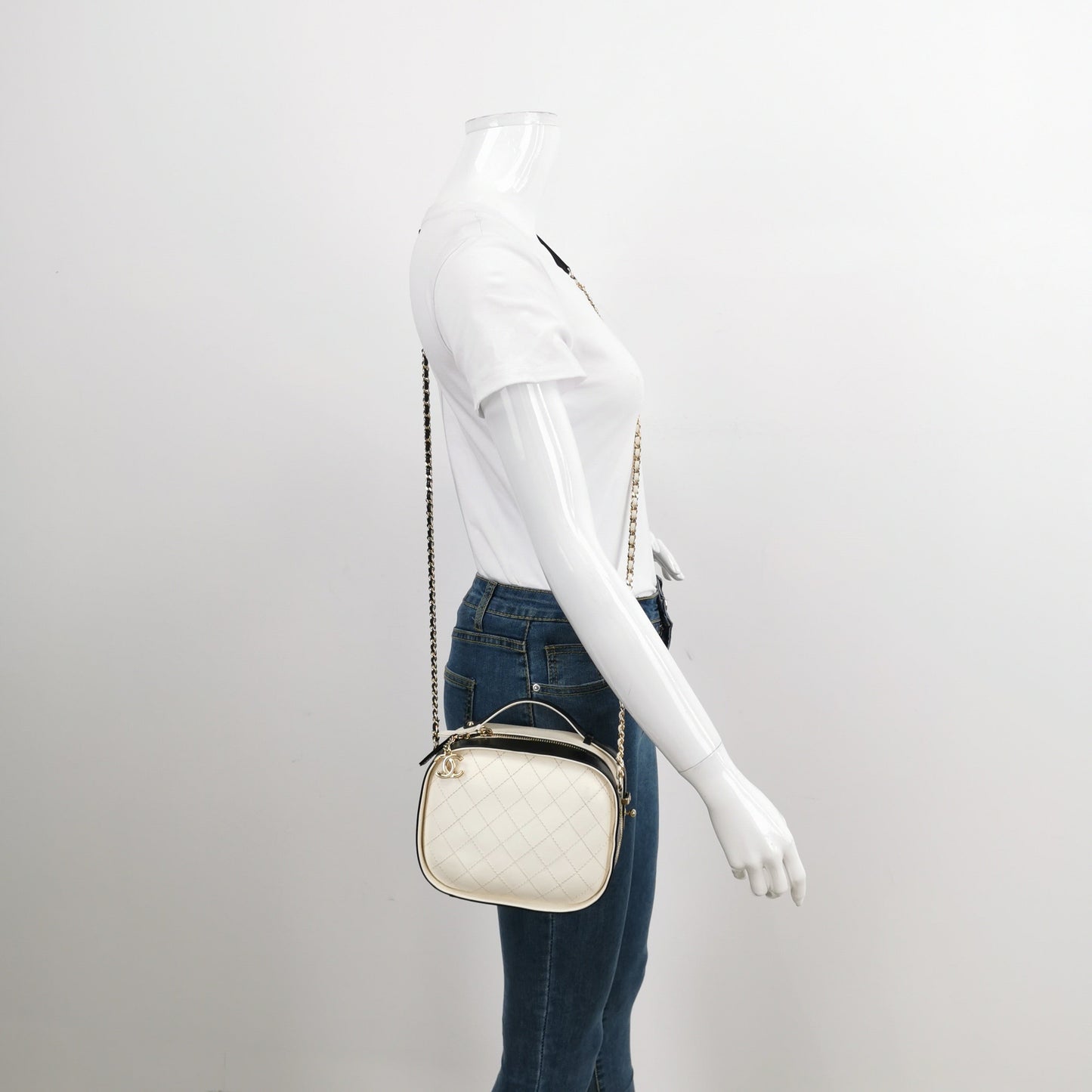 Chanel Crossbody Bag - Lynora Bags