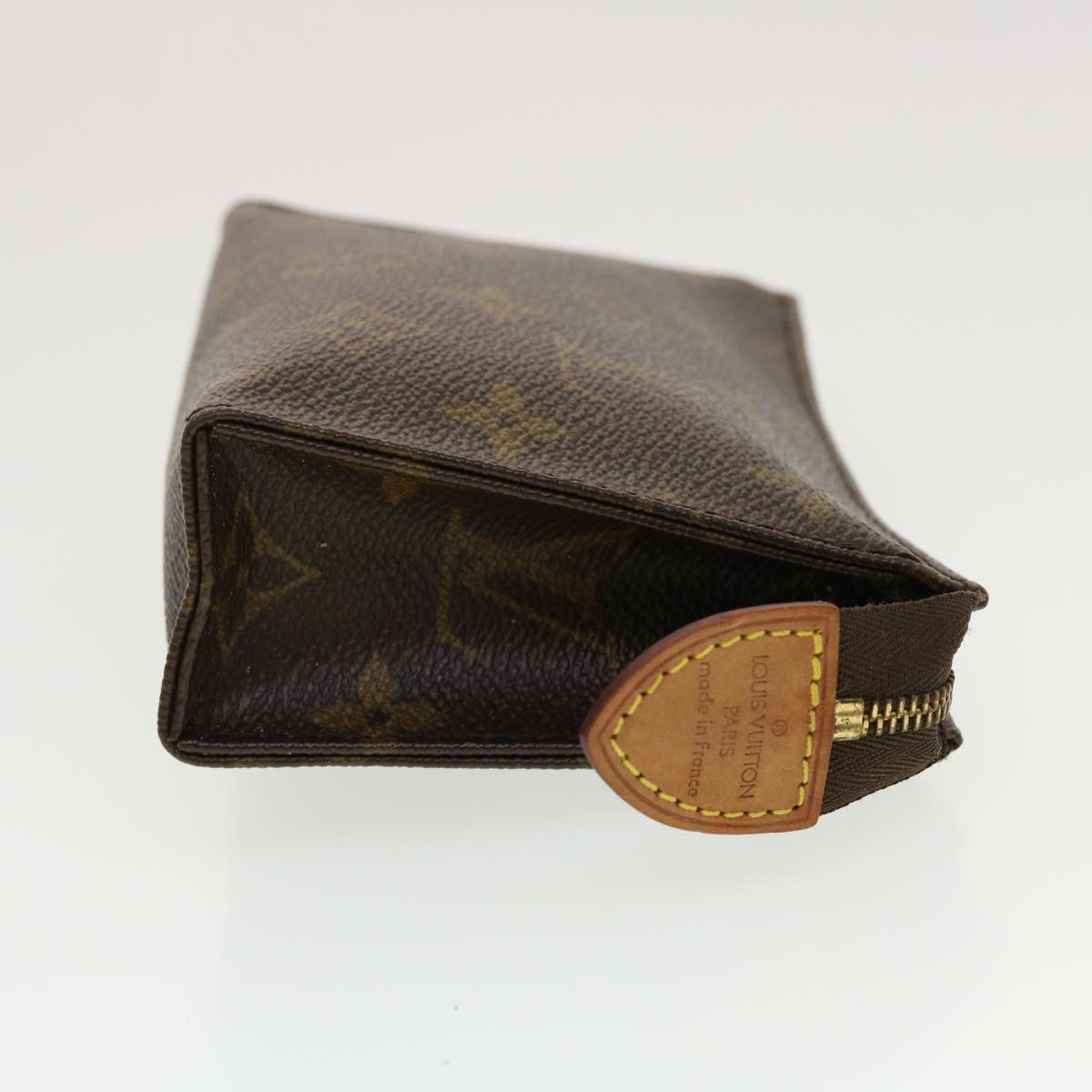 LOUIS VUITTON Monogram Poche Toilette 15 Pouch M47546 LV Auth 44481