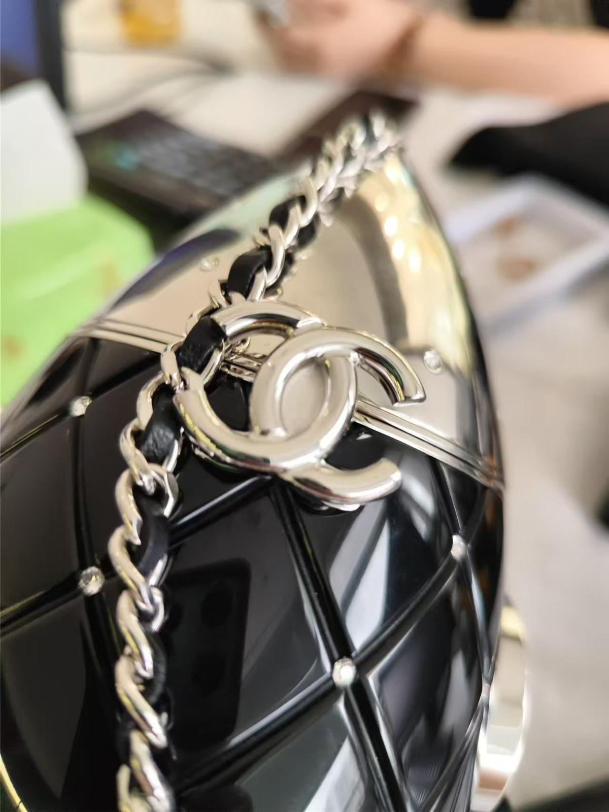 Chanel Limited Edition Plexiglass Crystal Rocket Ship MinaudiÃ¨re Clutch Black 2017
