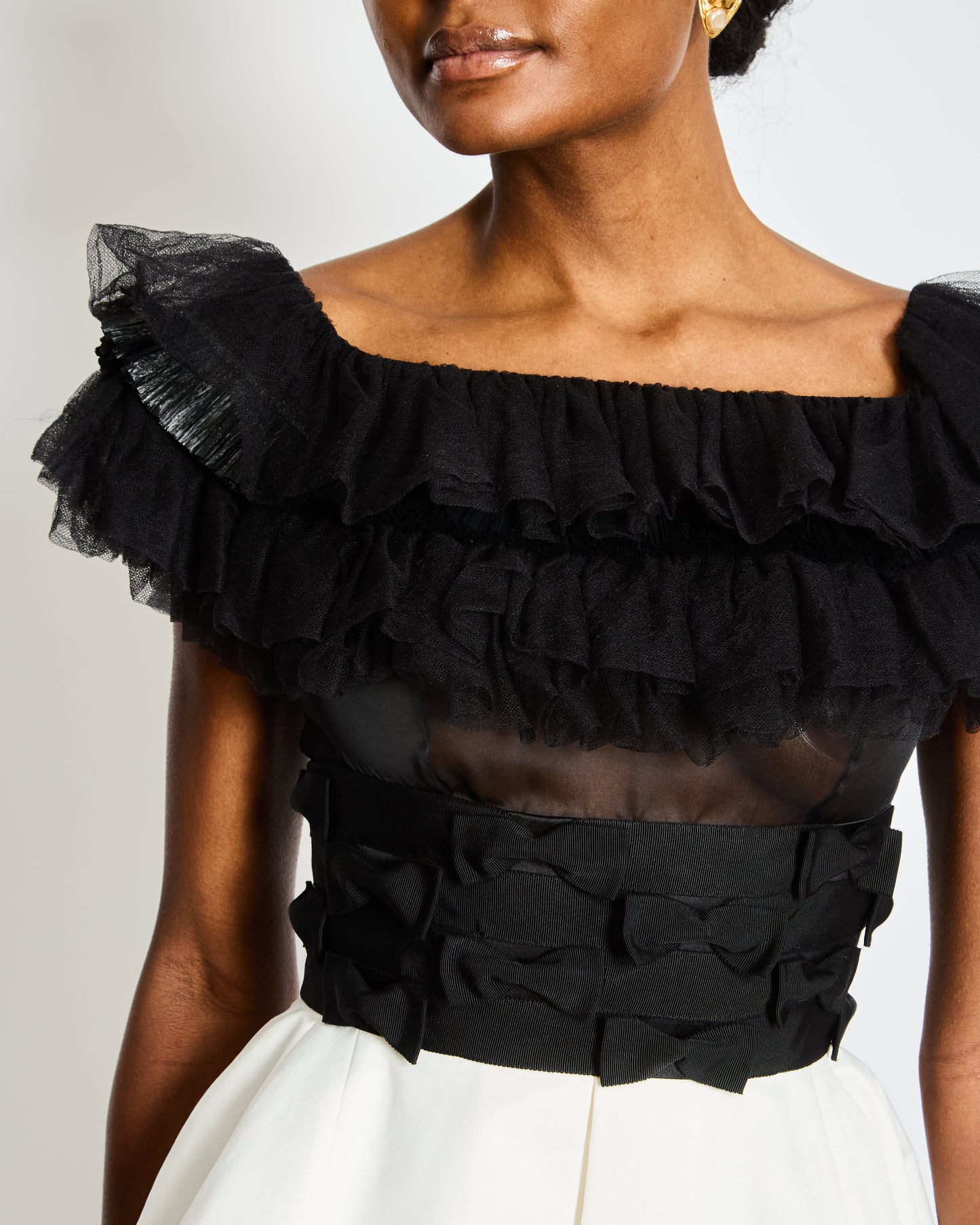 Chanel 20/S Black and White Ruffled Off-Shoulder Mini Dress with Bow Details Size FR 34 (UK 6) Shoulder Bag