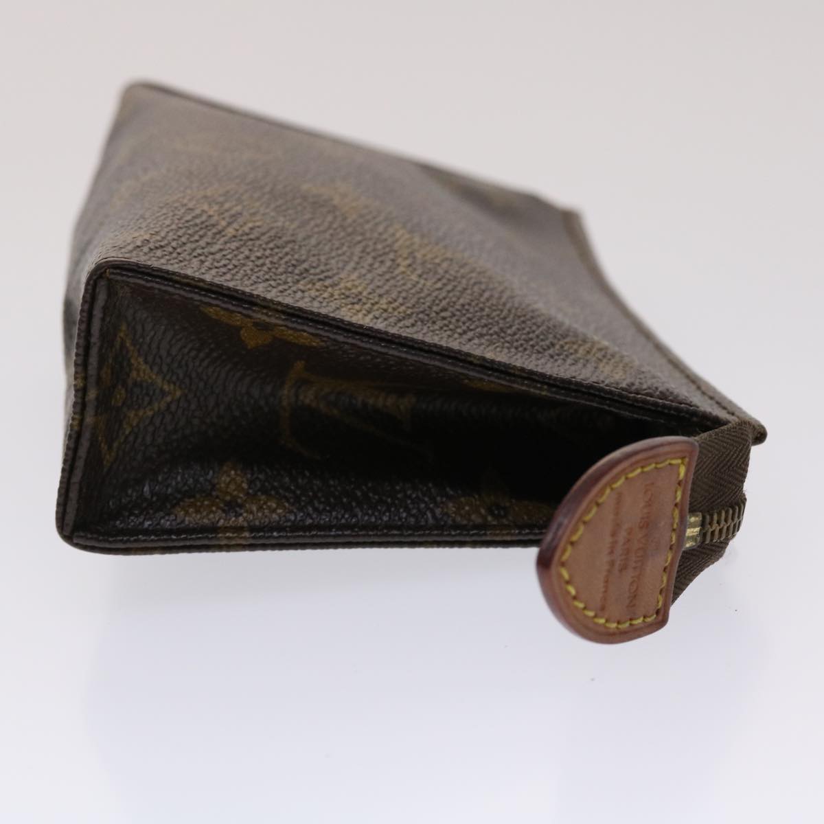 LOUIS VUITTON Monogram Poche Toilette 15 Pouch M47546 LV 47864