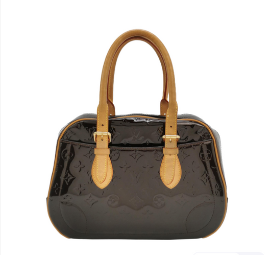 Louis Vuitton (LV) patent leather Summit Drive Bag cherry color 32cm 250319781112520