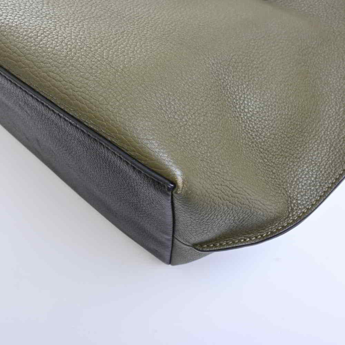 Louis Vuitton Green Leather handbag bag