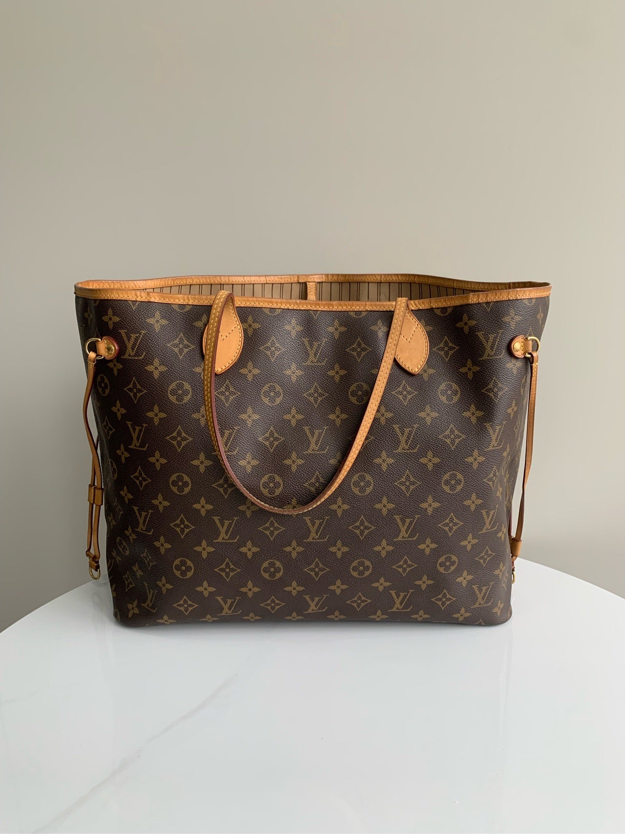 LOUIS VUITTONTote Bag