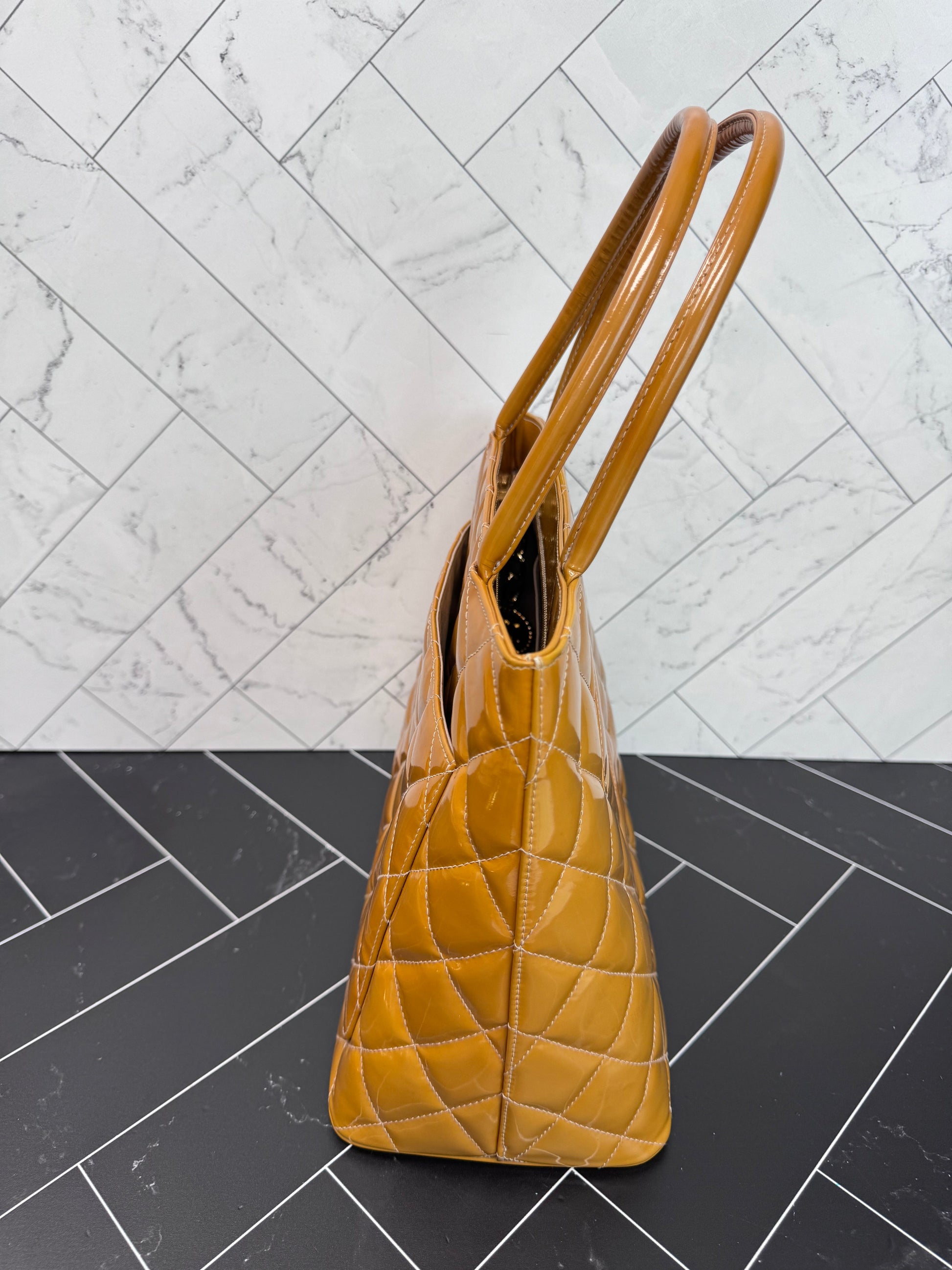 Chanel Shoulder Bag - Lynora Bags
