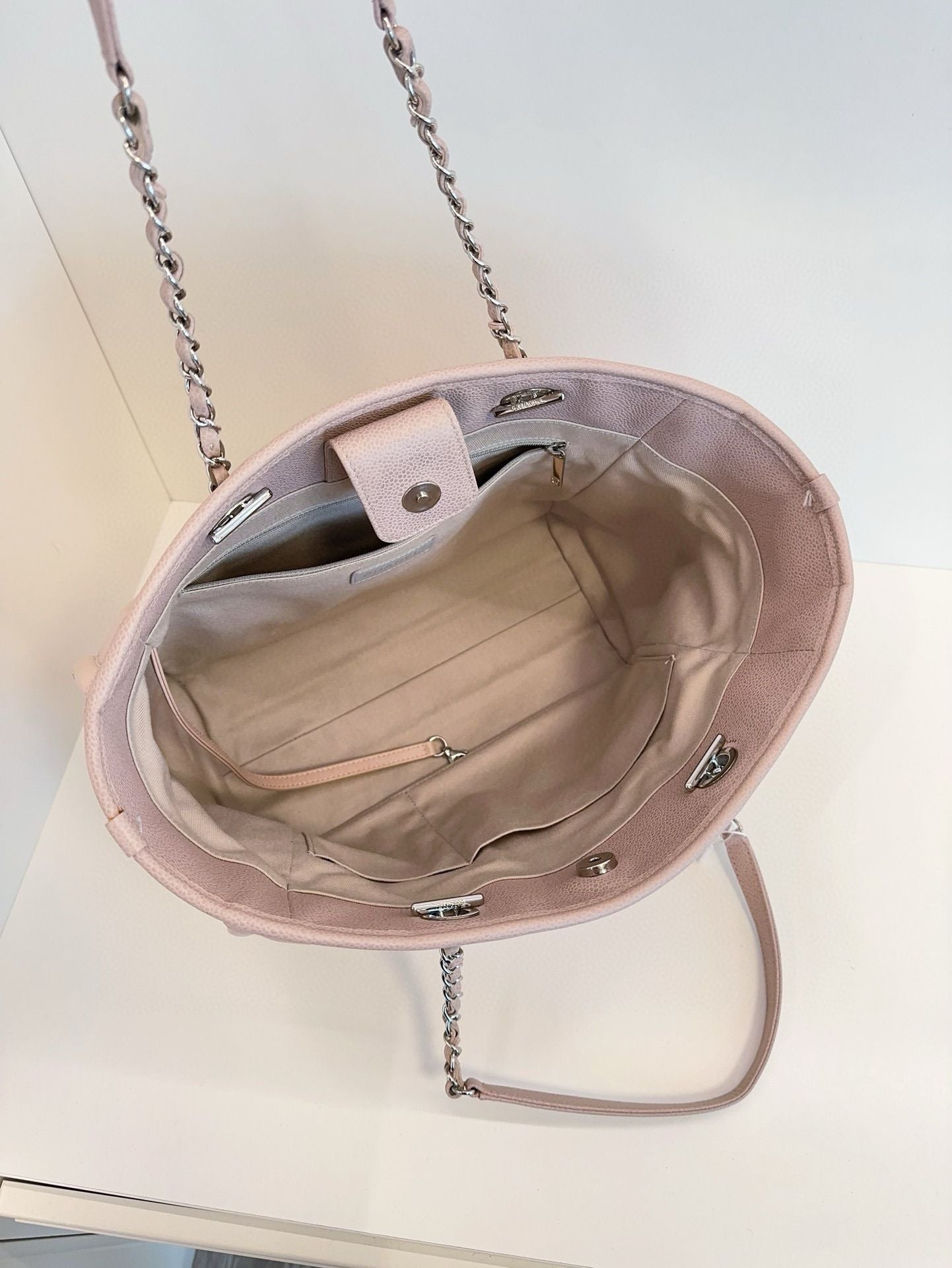 Chanel Tote Bag - Lynora Bags