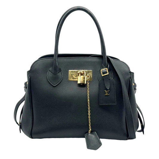 LOUIS VUITTON  Milla PM