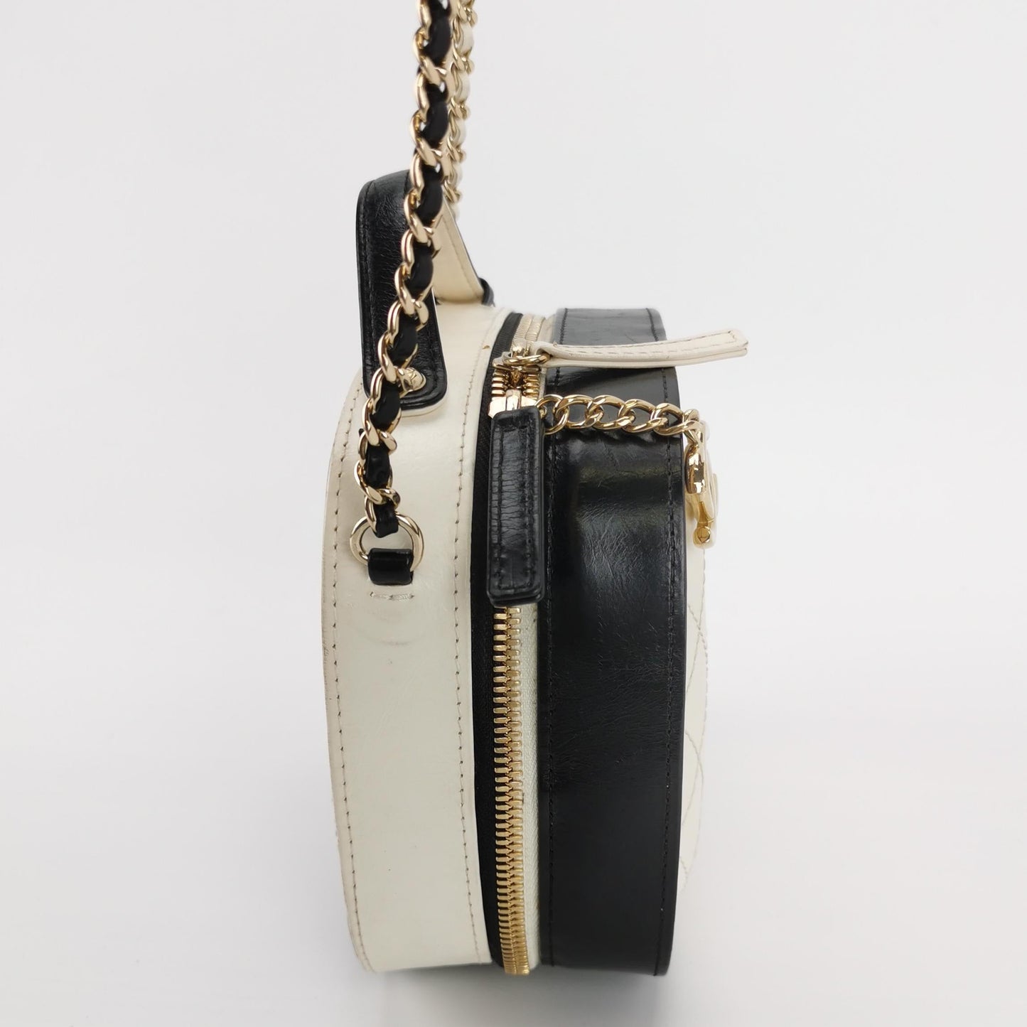 Chanel Crossbody Bag - Lynora Bags