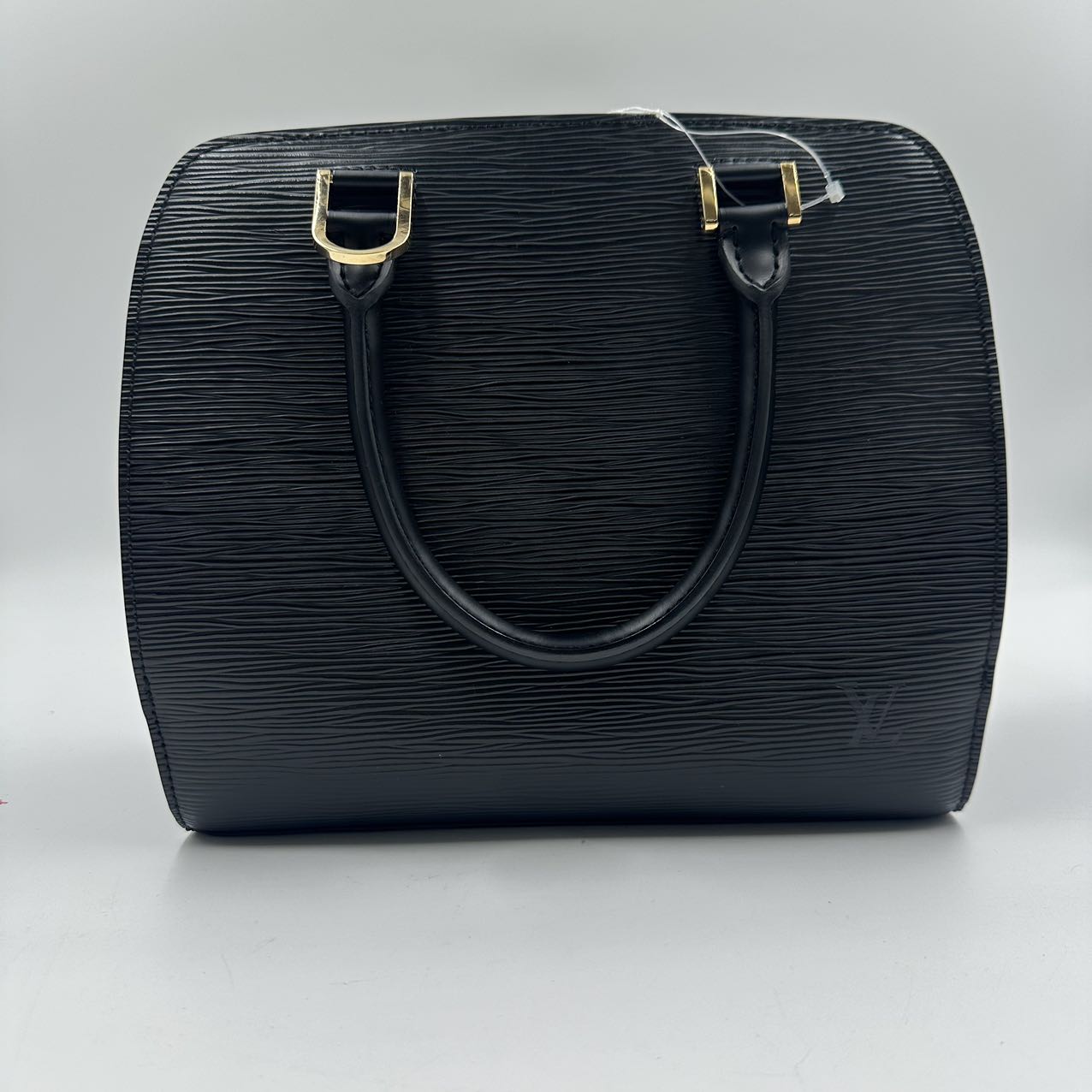 LOUIS VUITTONEpi Pont Neuf Bag