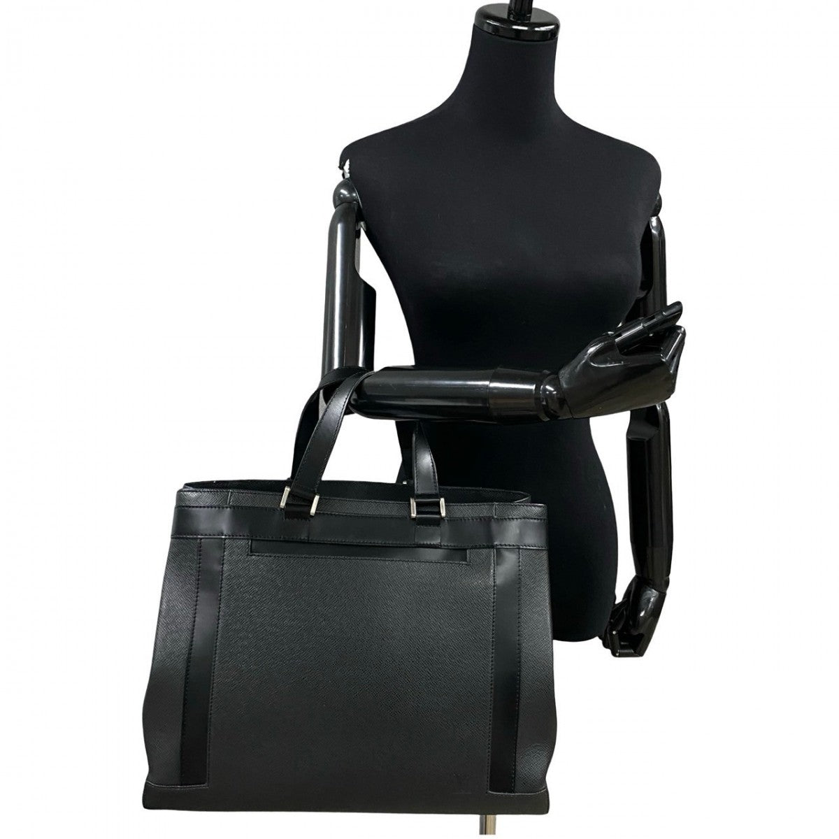 LOUIS VUITTON Business bag leather black Taiga Kasbeck GM mens