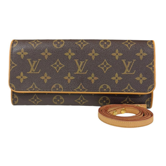 Louis Vuitton Monogram Pochette Shoulder Bag