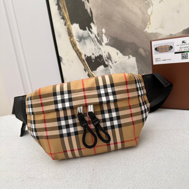 Burberry Bags 376