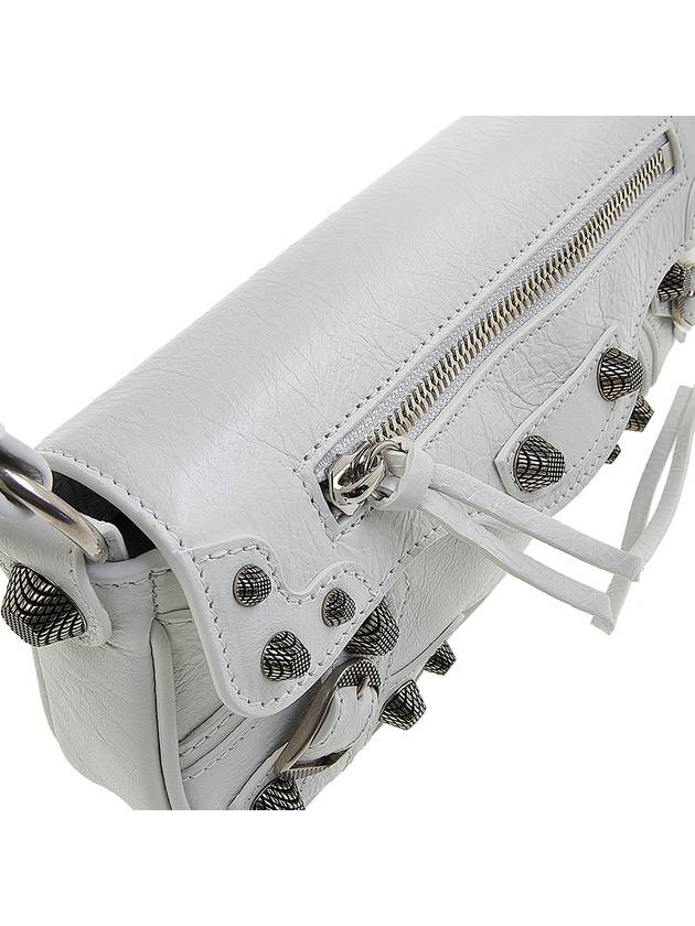 Luxury Balenciaga Trending 2026 Le Cagole XS Shoulder Bag White