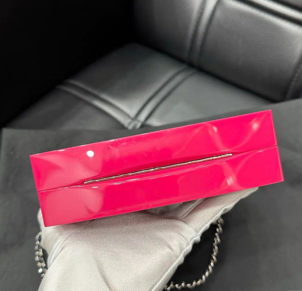 Chanel SS 2015 je ne suis pas en e  Minaudiere Clutch