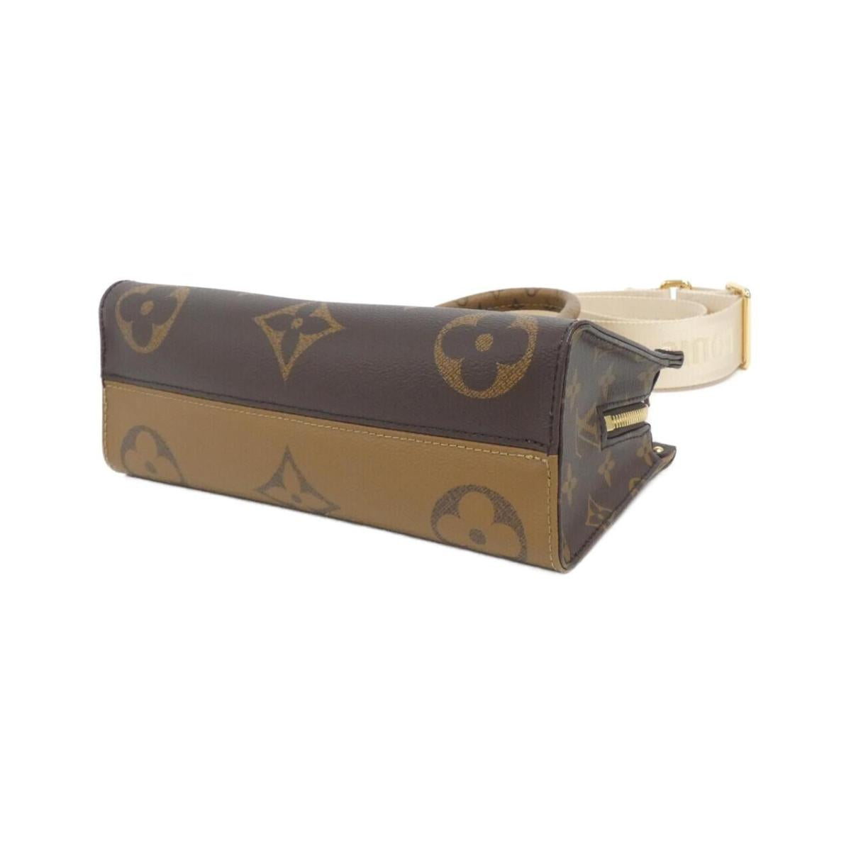 Louis Vuitton EW M46653 Monogram Giant On The Go Bag