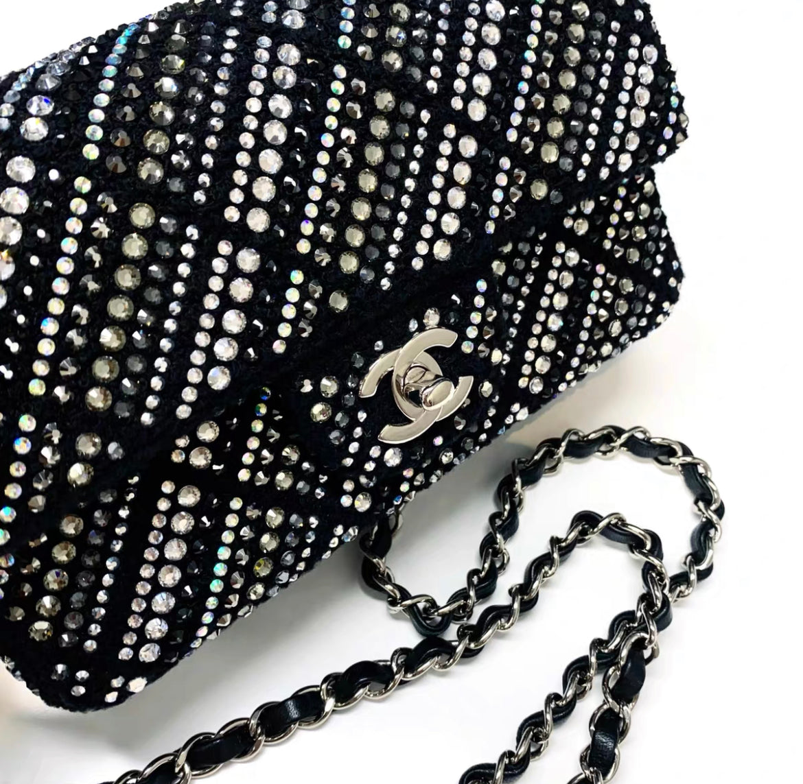 CHANEL 22A tweed, diamantÃ©s & silver metal black classic handbag