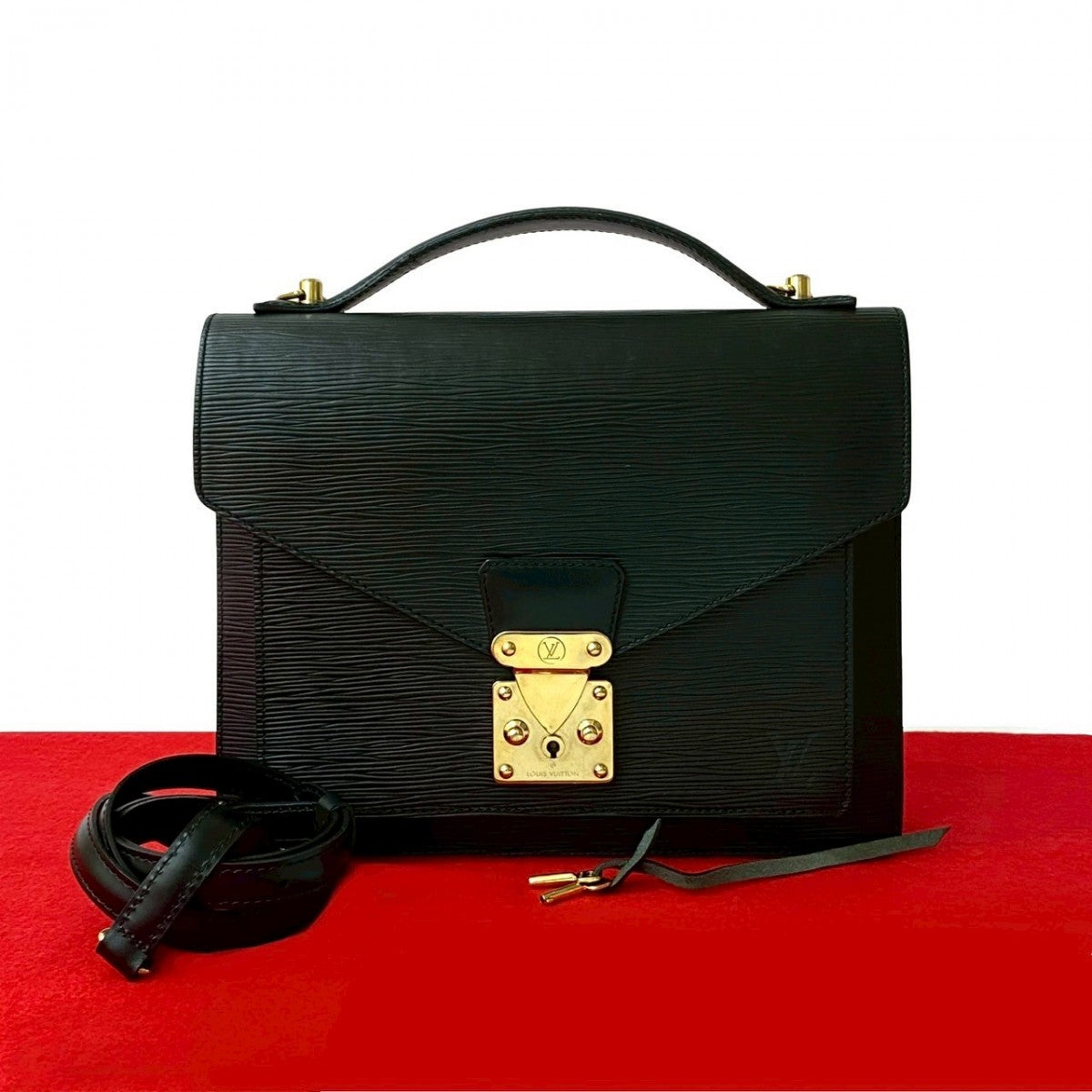 LOUIS VUITTON Shoulder Bag Epi Leather black Epi Monceau