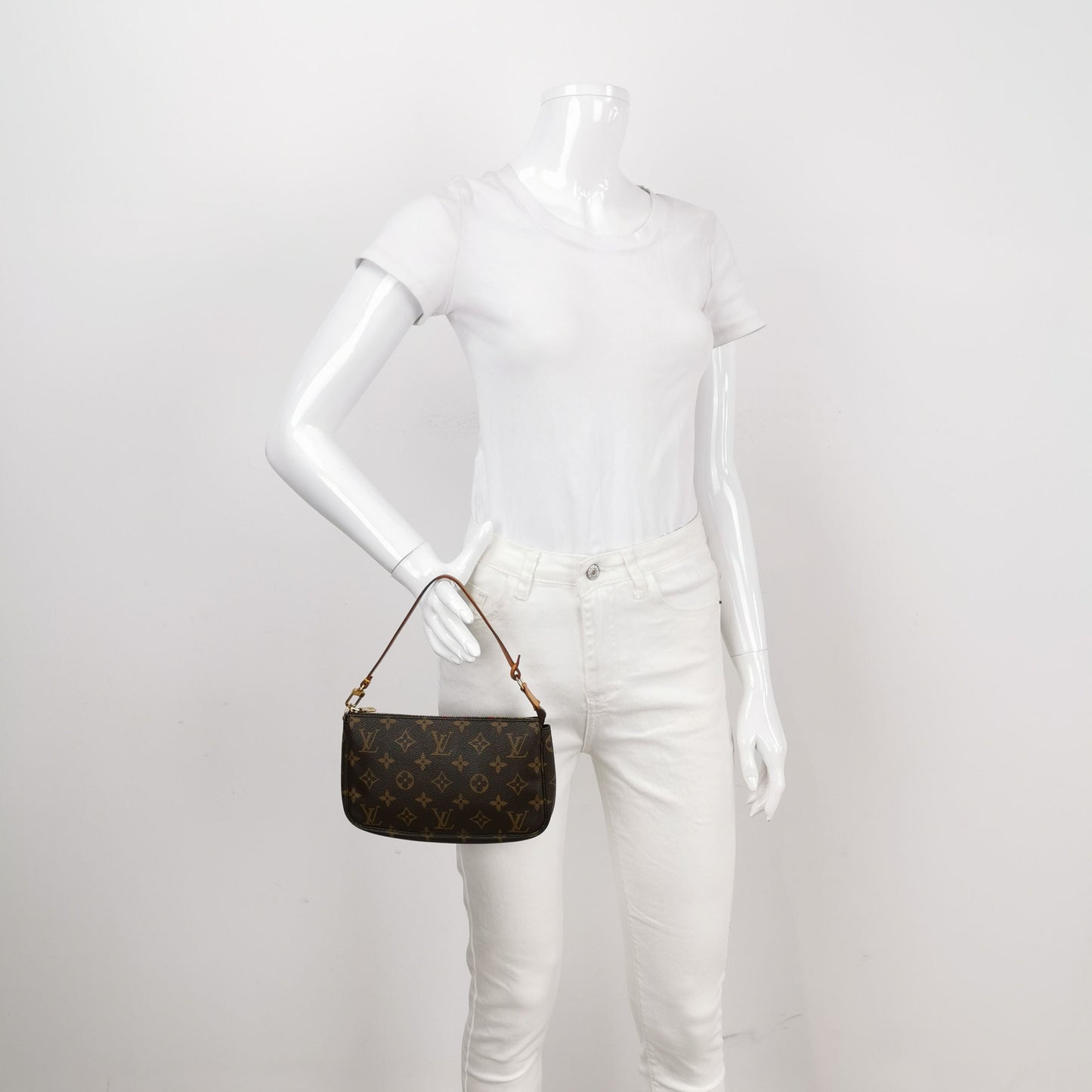 Louis Vuitton Accessories Mahjong Bag Large Monogram Print Handbag 24122278992850