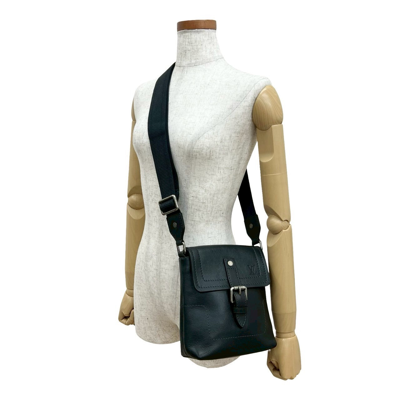LOUIS VUITTON Shoulder Bag leather black Utah Yuma