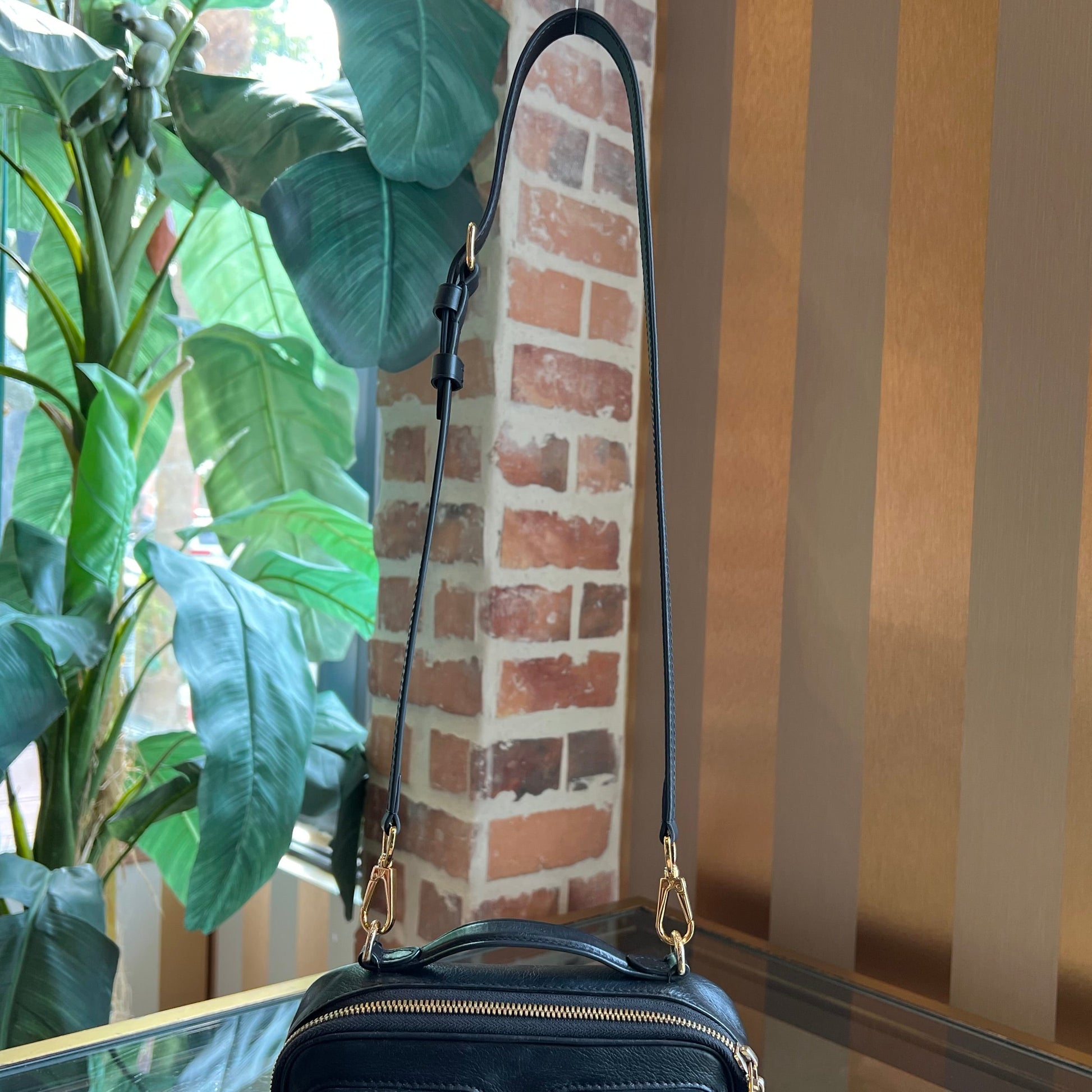 LOUIS VUITTON Bandouliere Black Leather Strap Crossbody