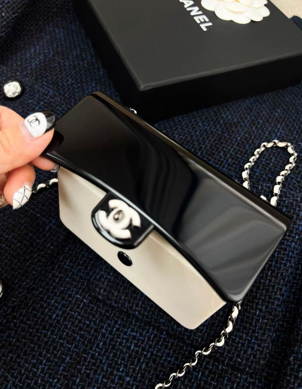 Chanel Colour-Block Flap Bag MinaudiÃ¨re