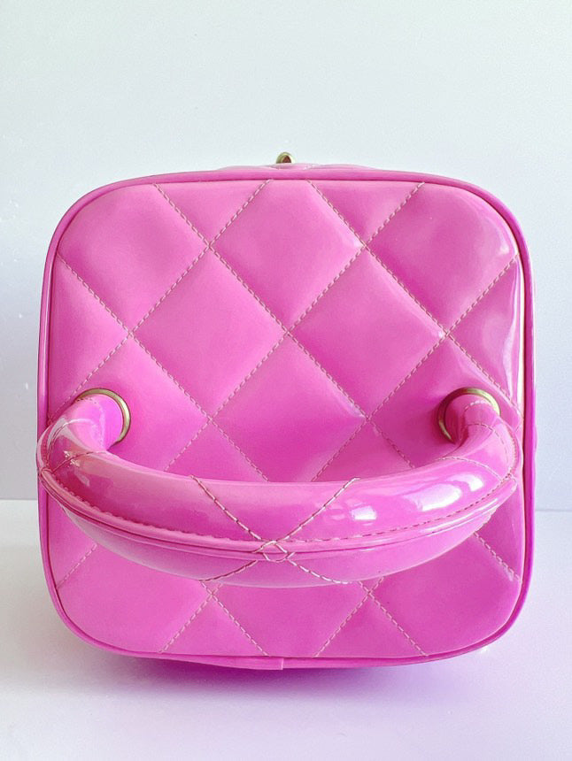 CHANEL 1995 "Barbie" Heart-Mirror Vanity Case Bag in pink