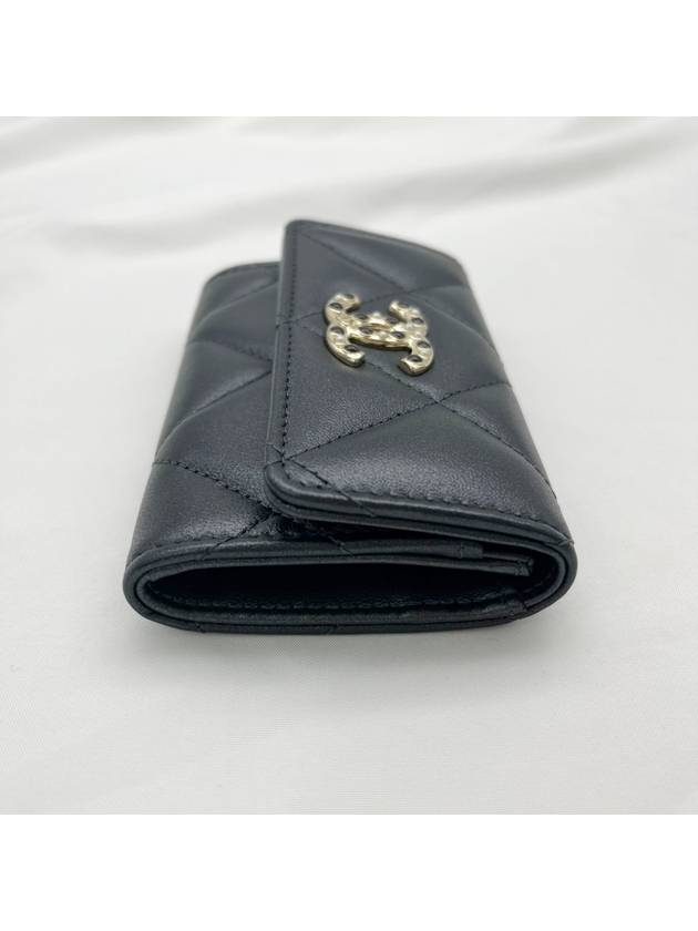Chanel Shoulder Bag - Lynora Bags