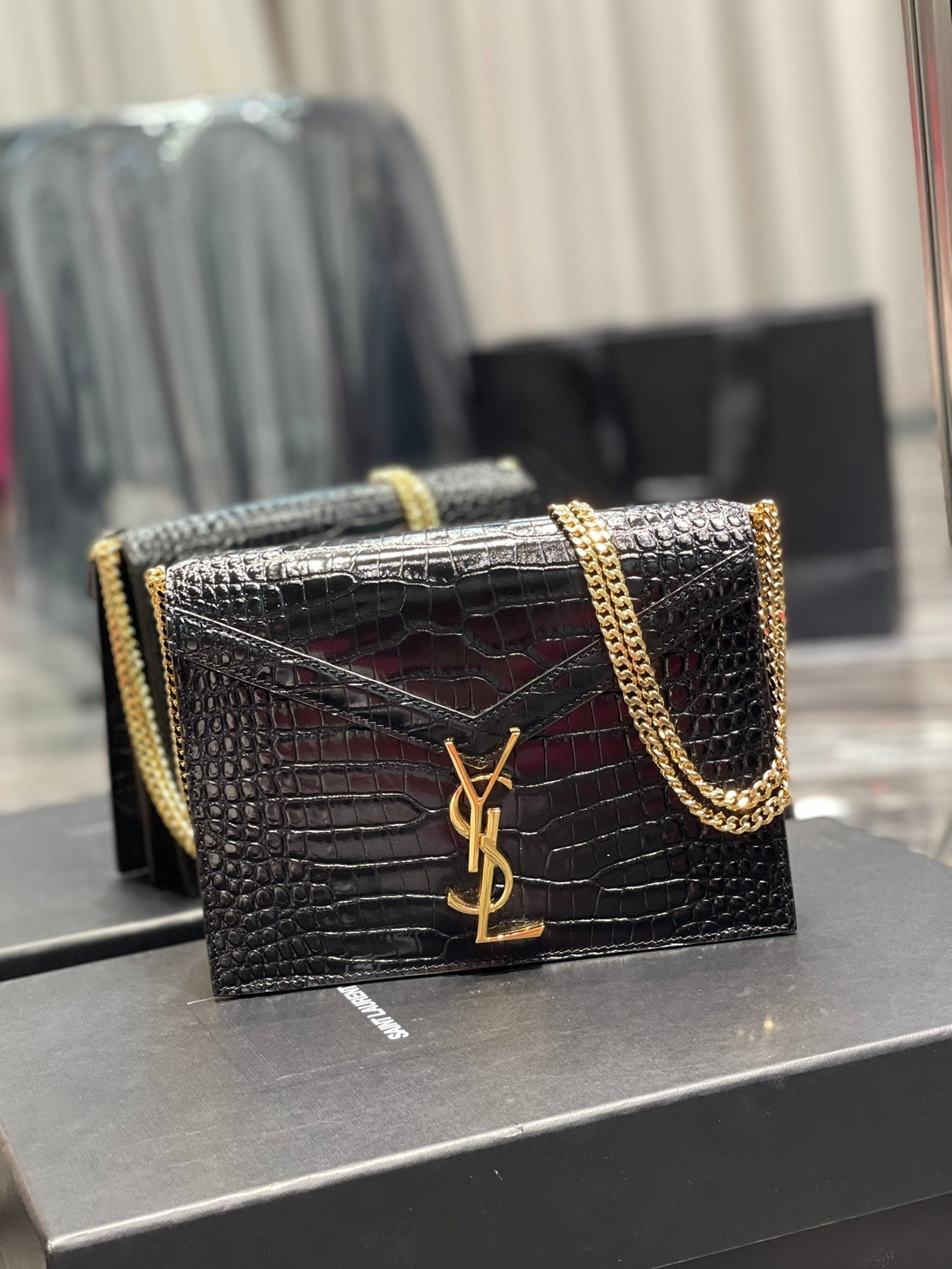 Yves Saint Laurent Cassandra Medium Chain Bag Black.6in/