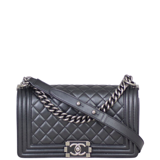 Chanel Boy Old Medium | Black 20 Series