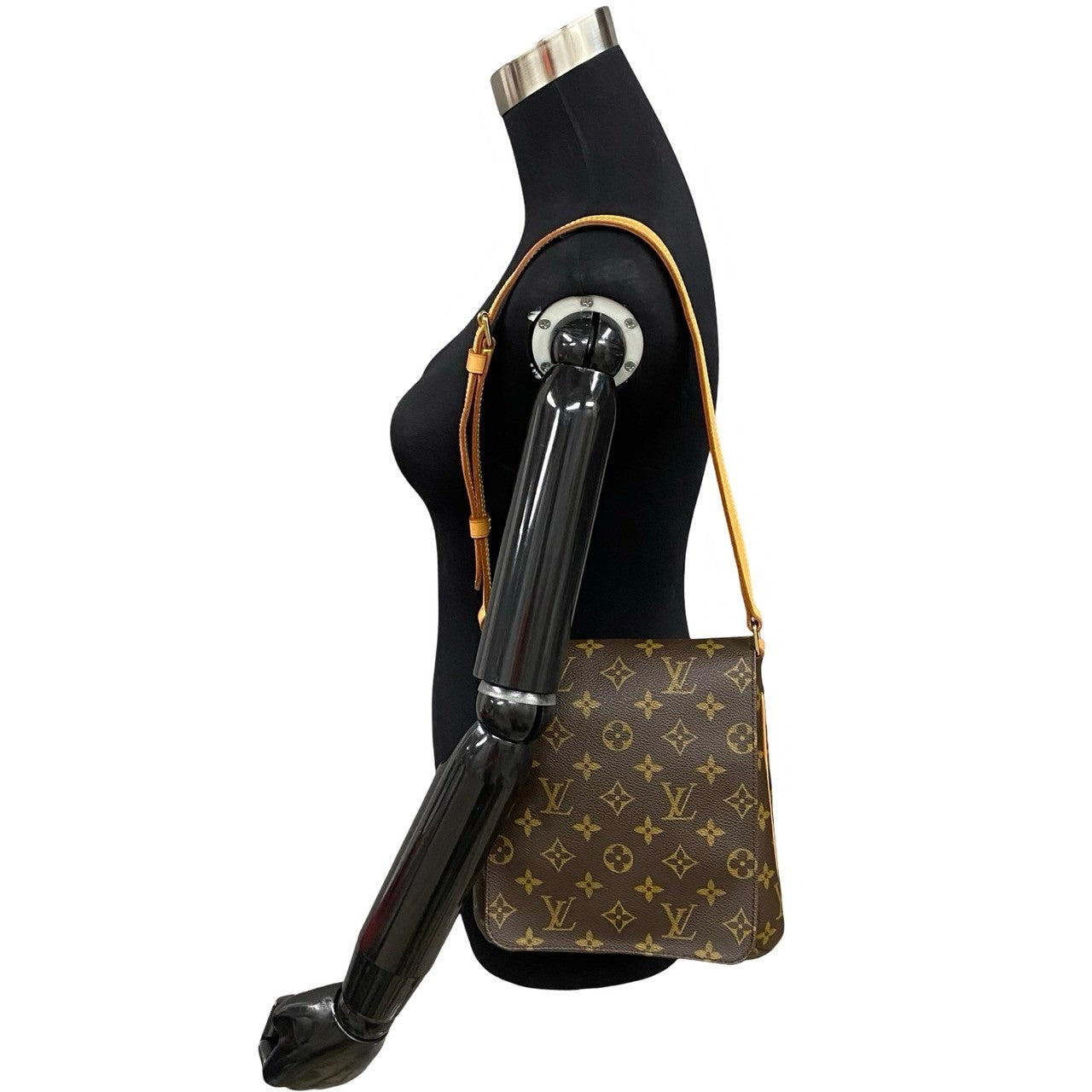 LOUIS VUITTON Shoulder Bag Leather, PVC Brown Monogram Musette salsa short mens(Unisex)