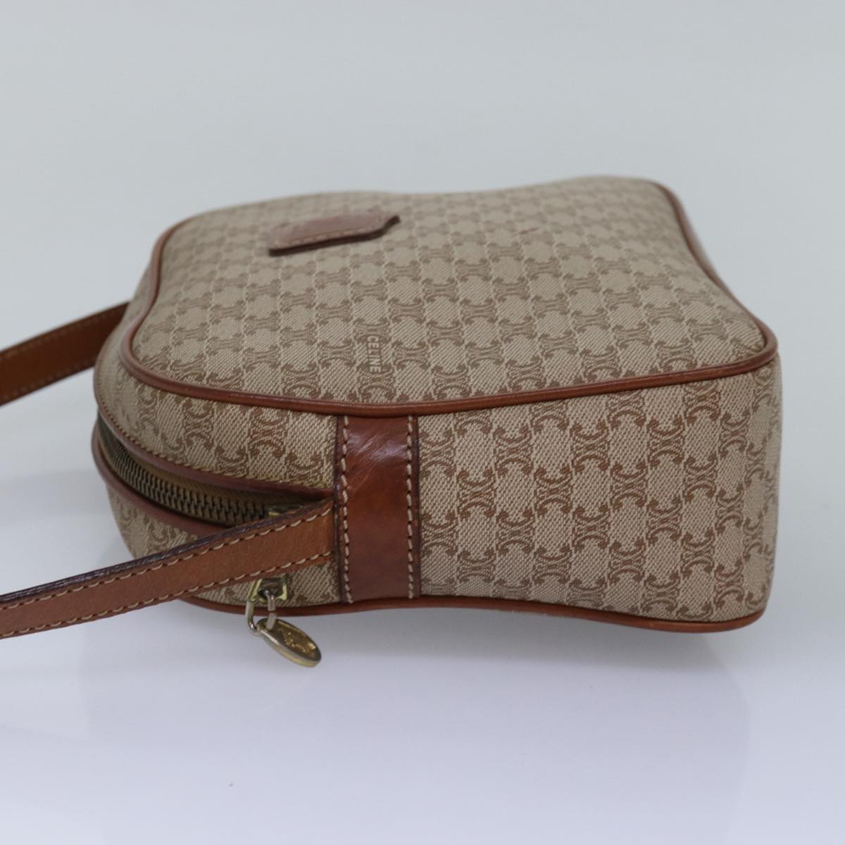 Luxury CELINE Macadam Canvas Shoulder Bag Beige 77624