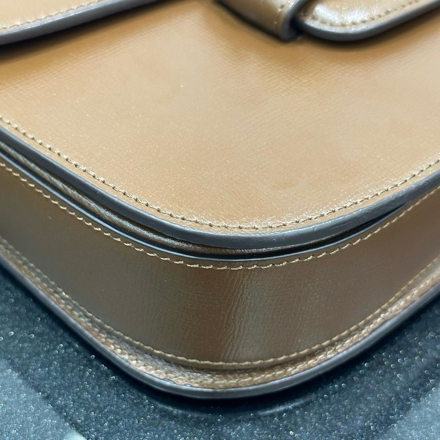 Gucci 1955 Horsebit Shoulder Bag Caramel Brown Small Leather