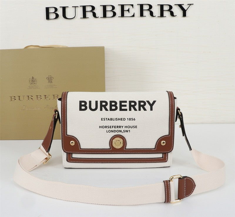 Burberry Bags 626